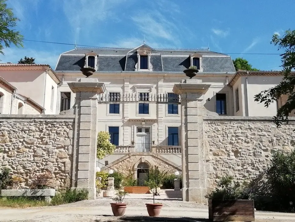 Gîtes du Château la Vidalle (gîte à la ferme), Vendres
