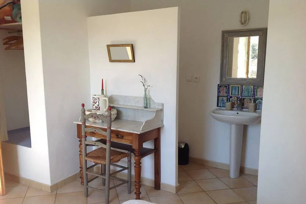 La Bastide du Gourjas, Mérindol-les-Oliviers : image 2