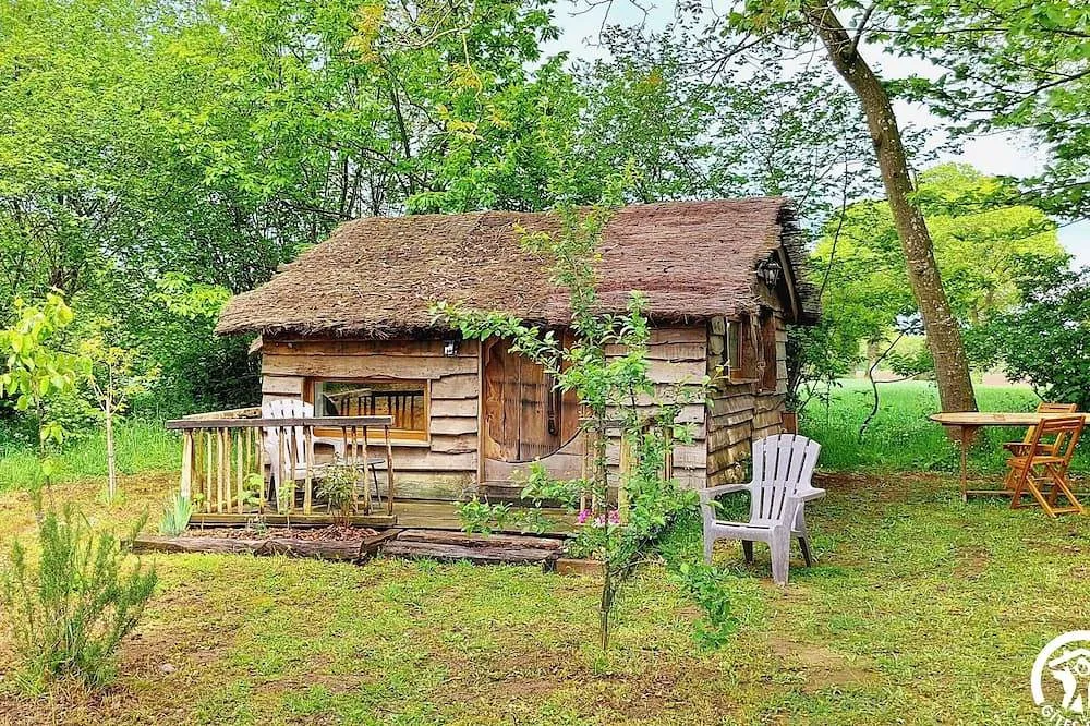 La Cabane secrète de Valloris (hébergement insolite à la ferme), Montenay