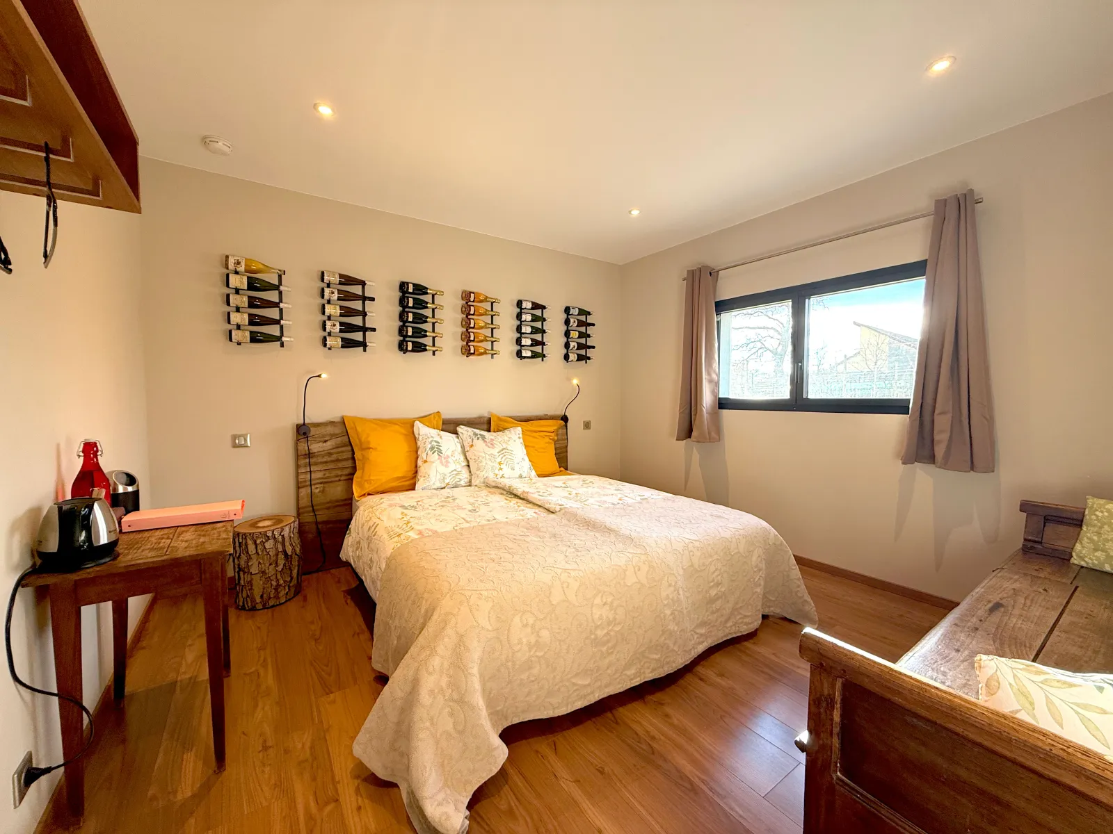 La Chambre aux Bouteilles du Domaine Gueth (chambre d'hôtes à la ferme), Gueberschwihr