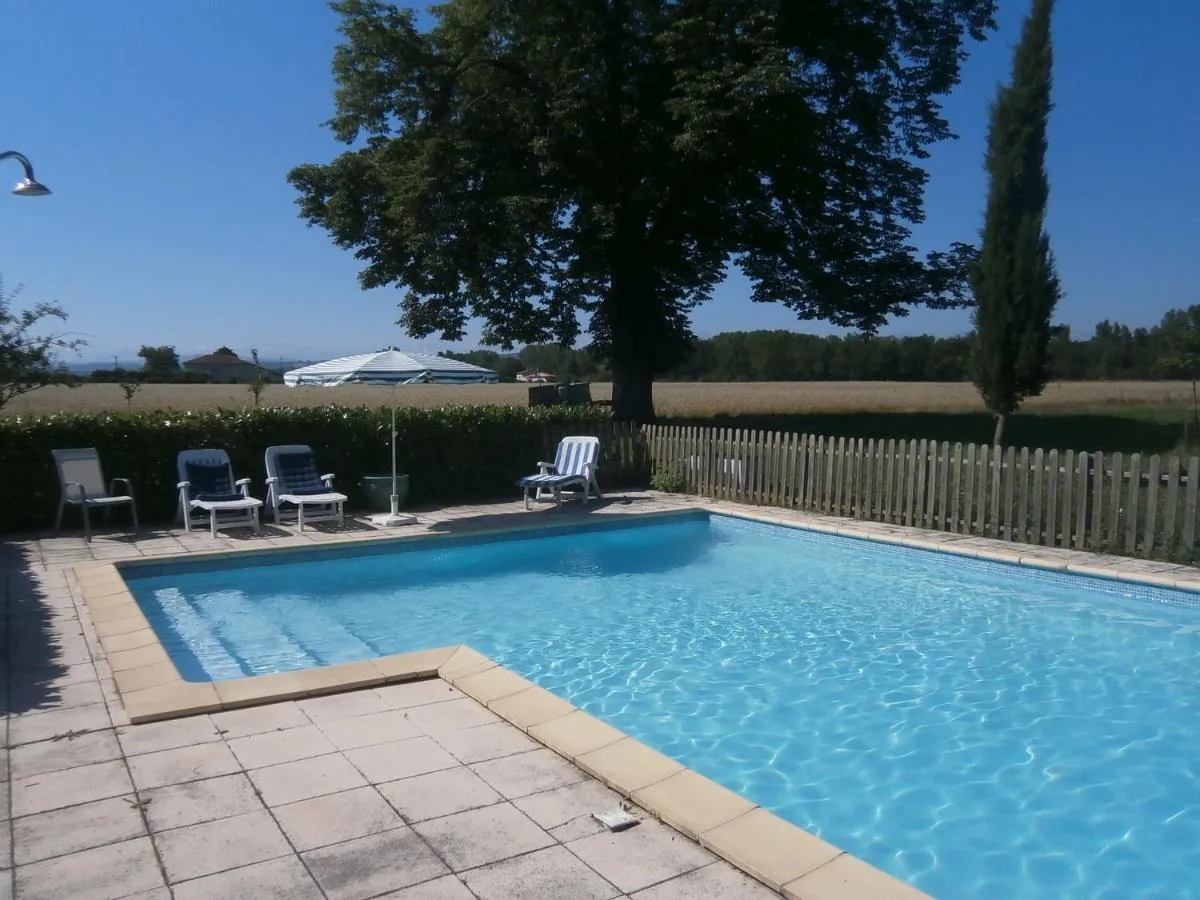 La Ferme Montplaisir (chambre d'hôtes à la ferme), Montesquieu-Volvestre