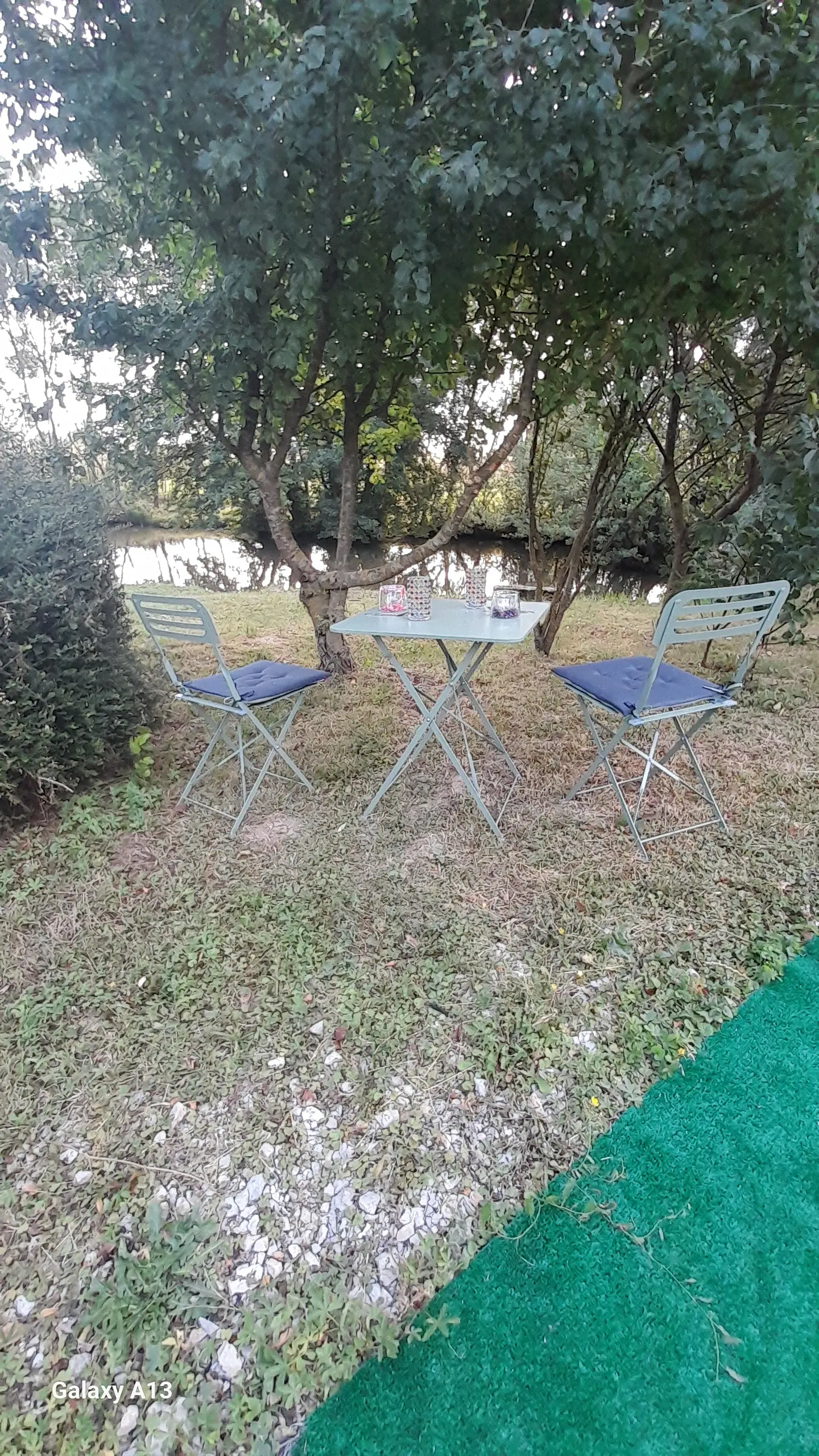 La roulotte au bord de l'étang, Larnaud : image 5