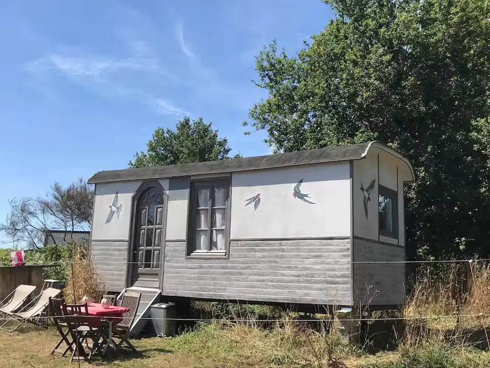 La Roulotte de Lann Azen (hébergement insolite à la ferme), Saint-Avé