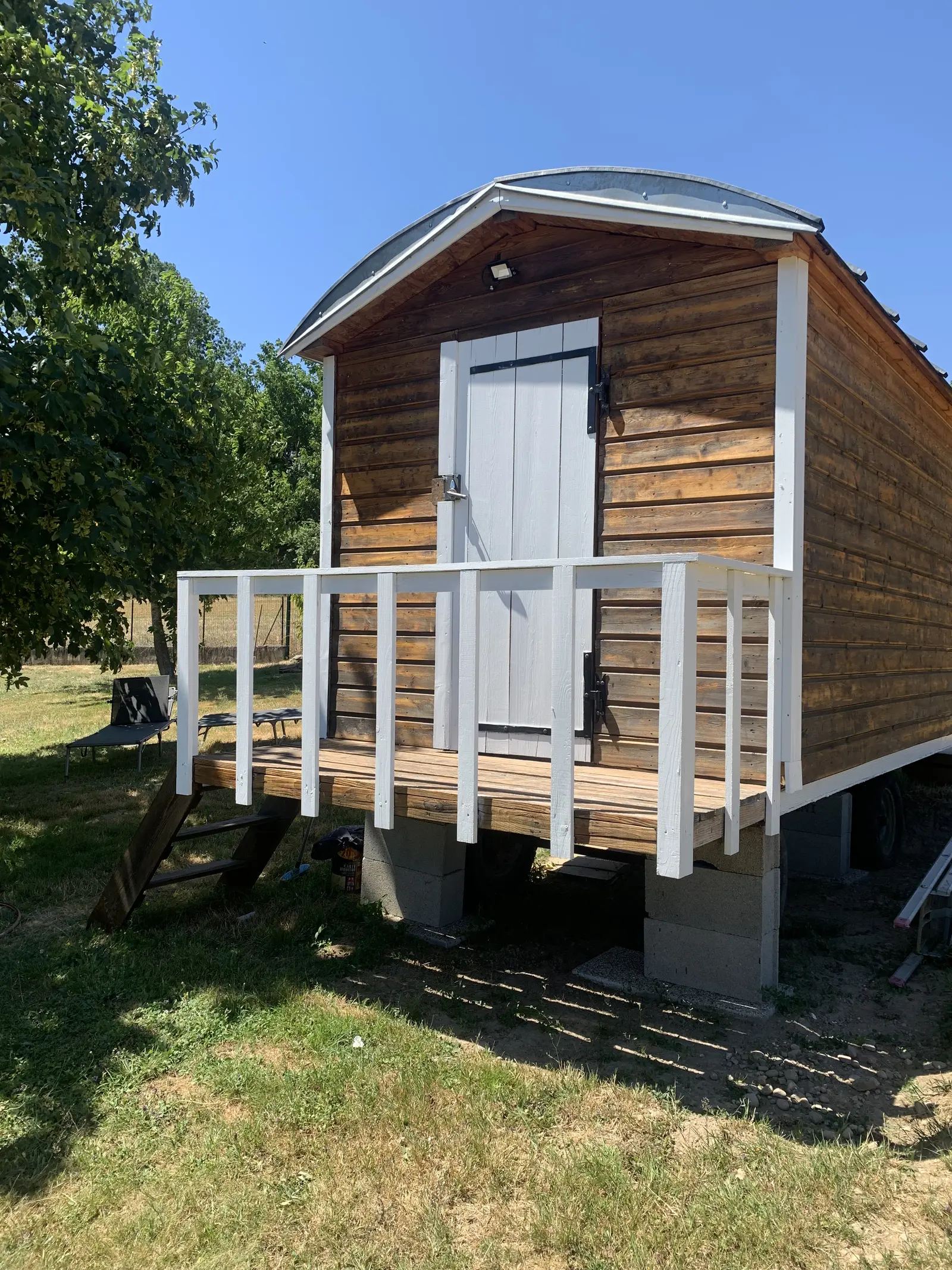 La Roulotte des Papillons (hébergement insolite à la ferme), Corbelin