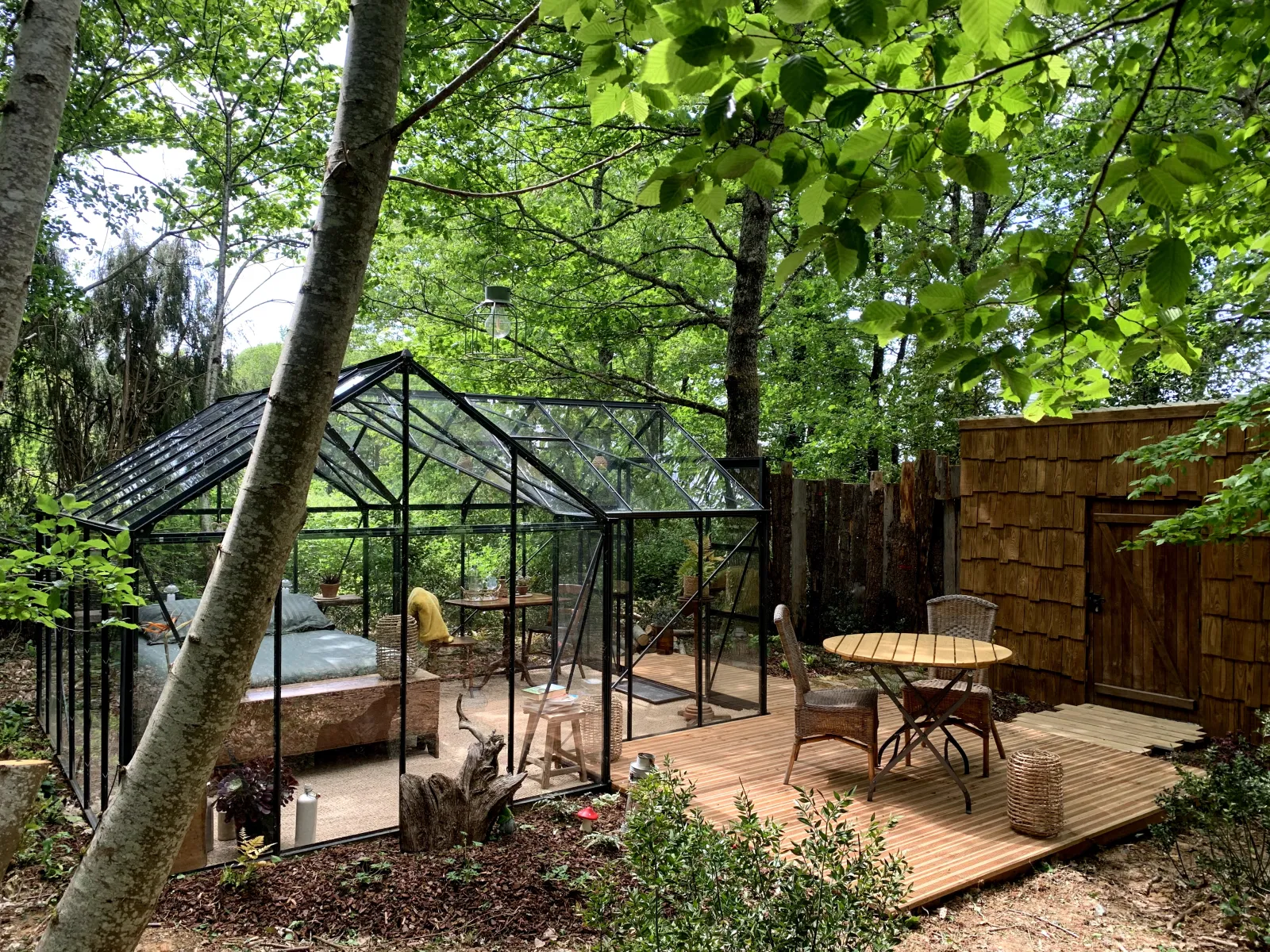 La Serre du Jardinier (hébergement insolite à la ferme), Abzac