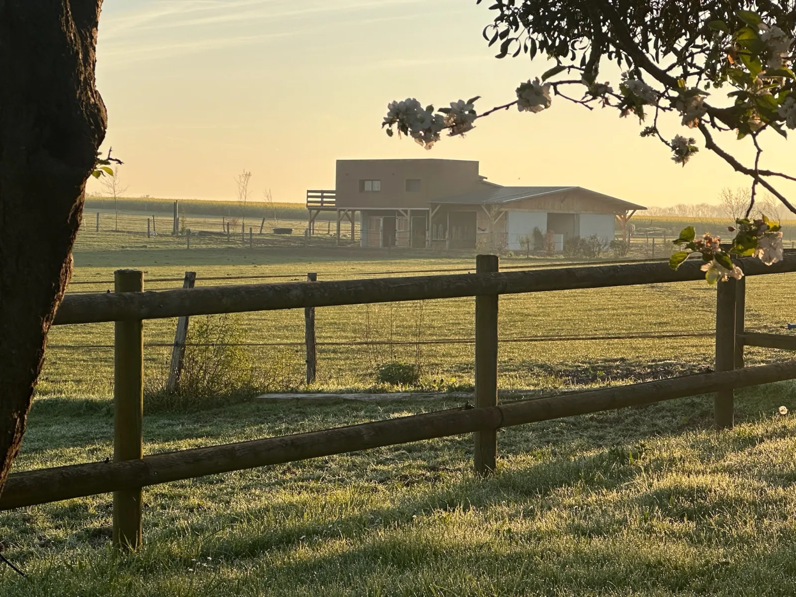 La Stabu des Prés Hauts (hébergement insolite à la ferme), Lorrez-le-Bocage-Préaux