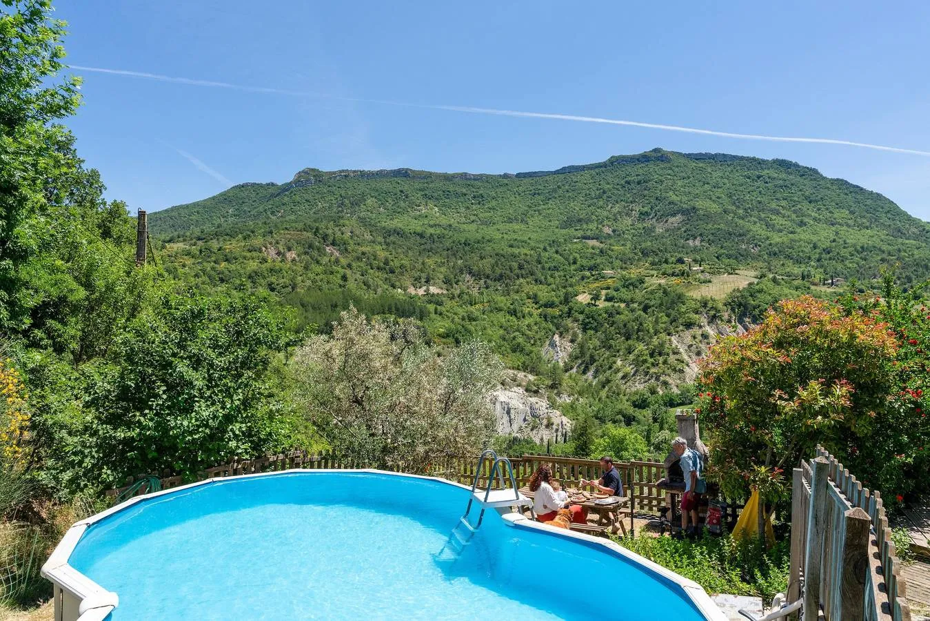 Le Frêne de la Ferme des Aygues (gîte à la ferme), Montaulieu