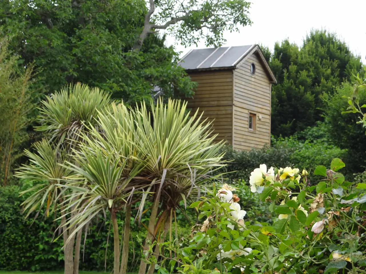Le Nid de l'Écureuil (hébergement insolite à la ferme), Gommenec'h