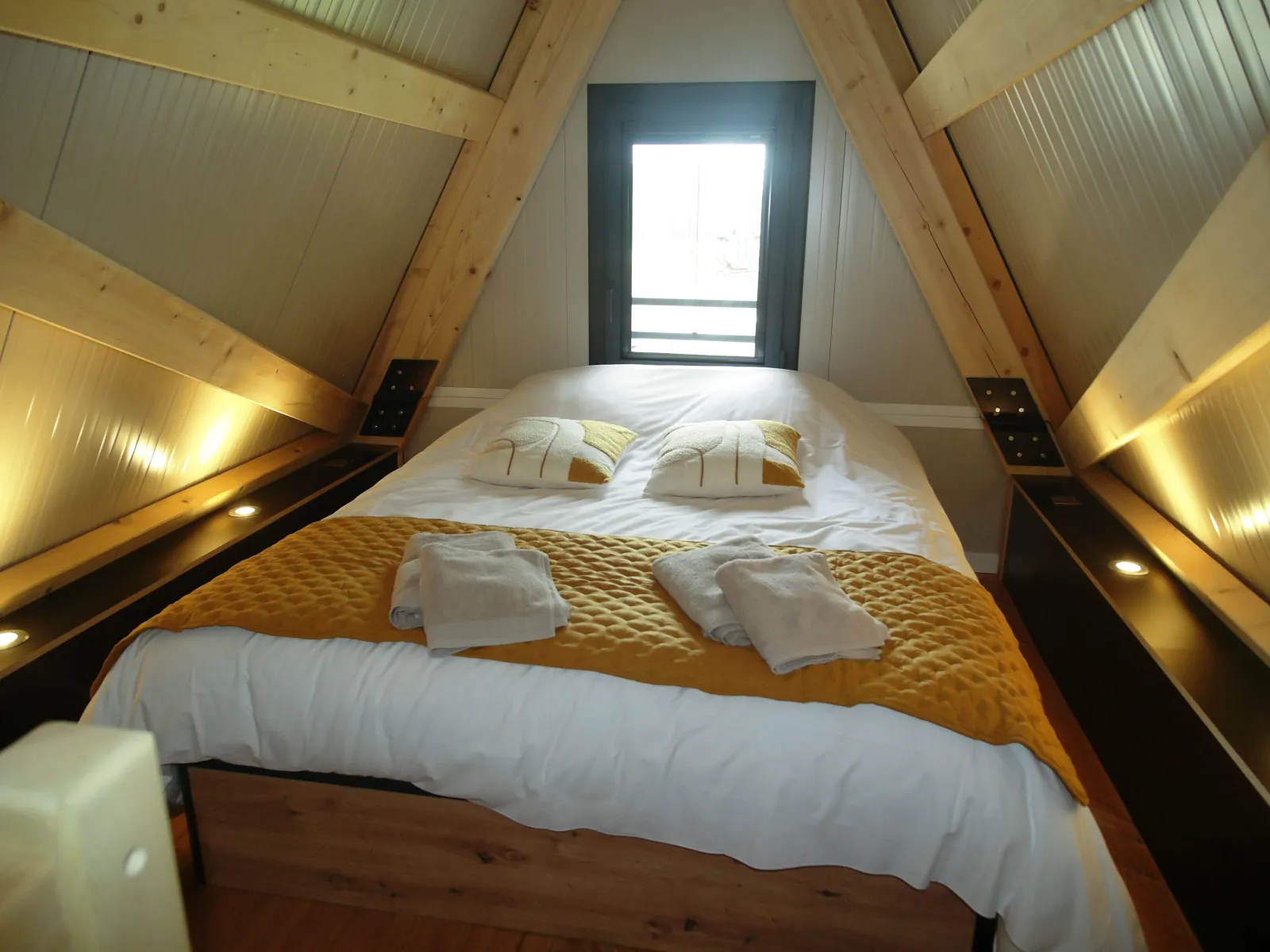Le Tipi Nelly, Blancs-Coteaux : image 2