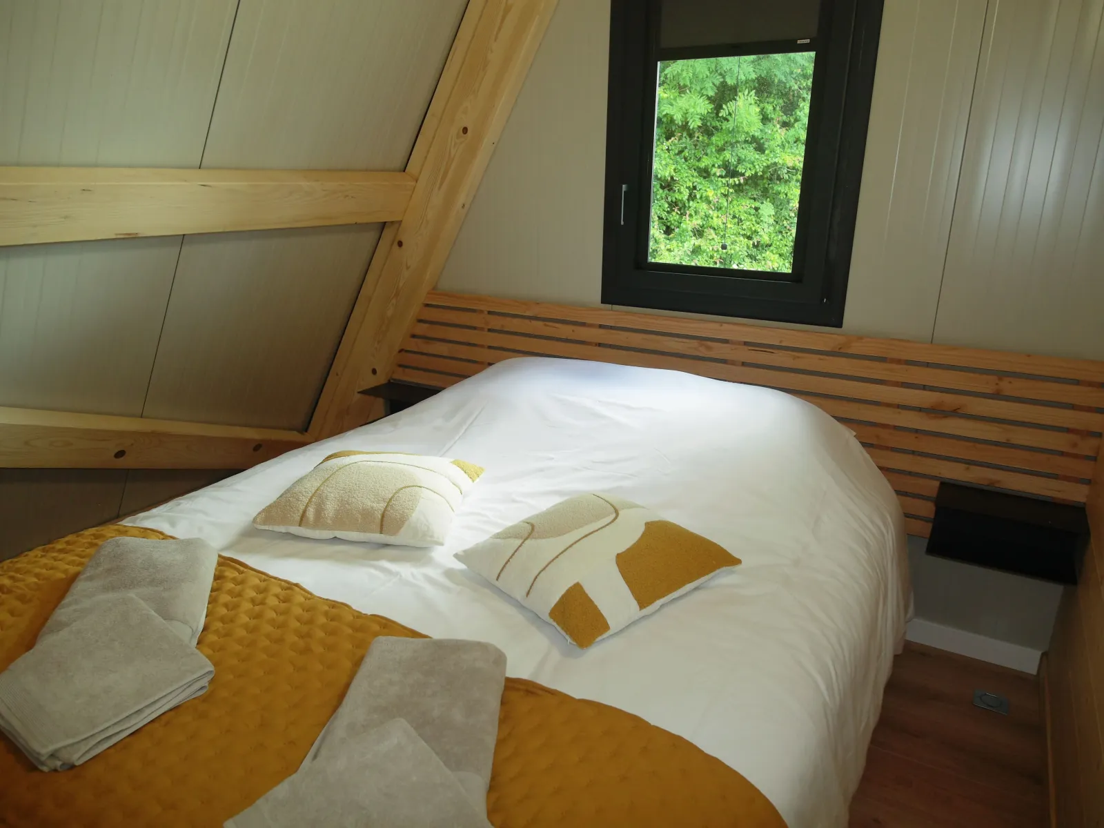 Le Tipi Nelly, Blancs-Coteaux : image 4