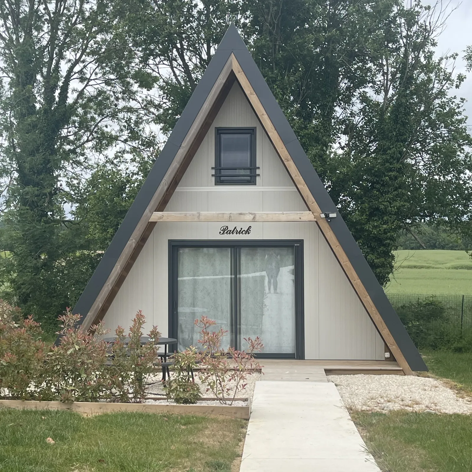 Le Tipi Patrick (hébergement insolite à la ferme), Blancs-Coteaux