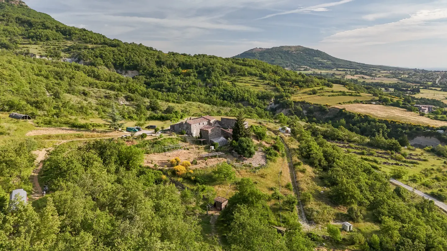 Le Tipi Sioux de Rambaud, Saint-Martin-sur-Lavezon : image 4