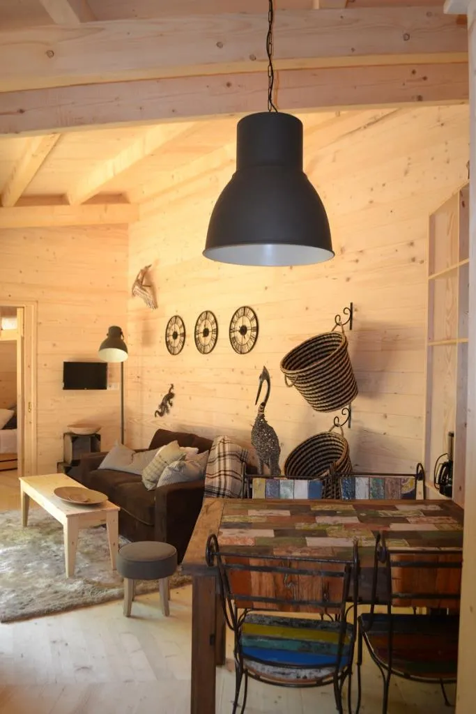 Lodge Bohème (hébergement insolite à la ferme), Magné