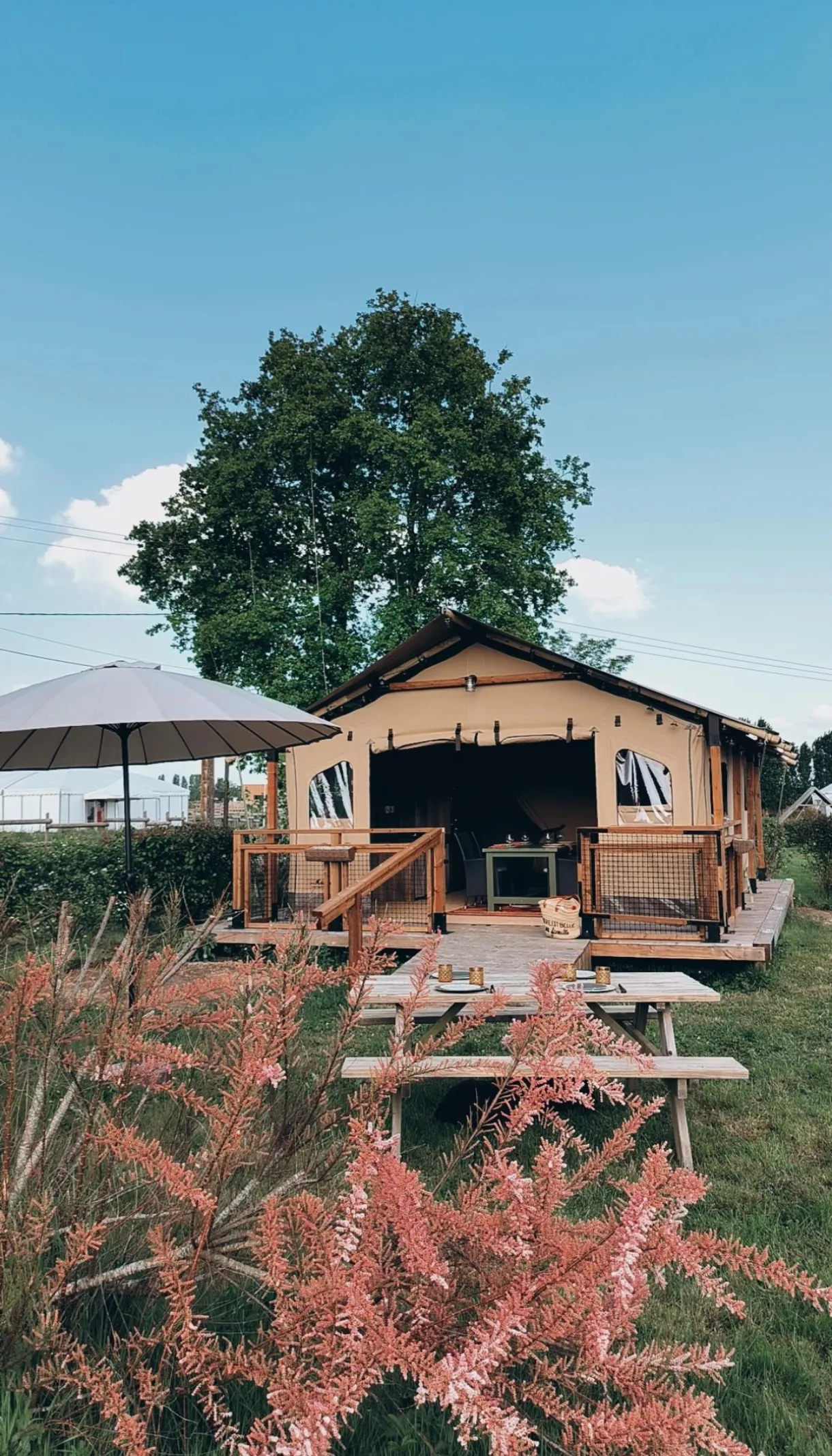 Lodge Kenya de la Préhouillère (tente à la ferme), Bouère