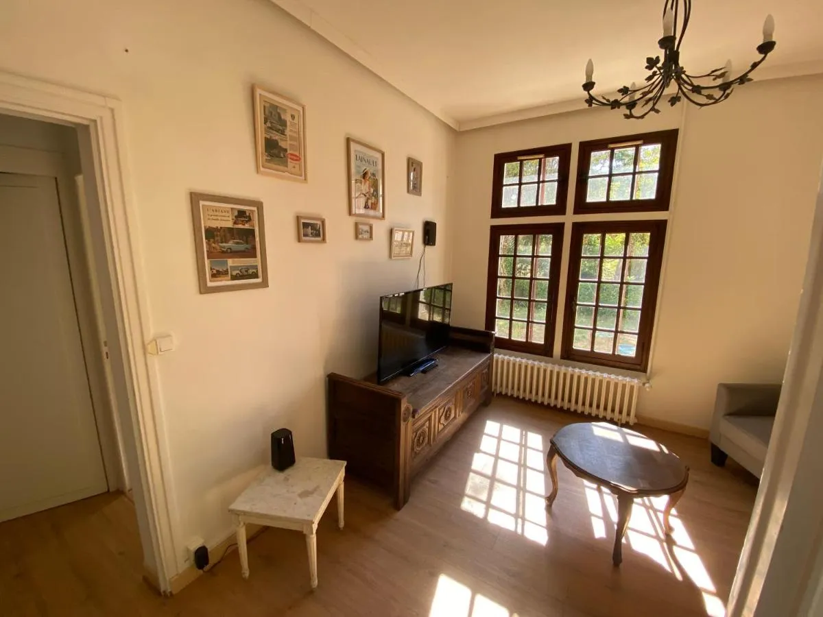 Logement des Vignerons du Domaine Lainault, Lhomme : image 5