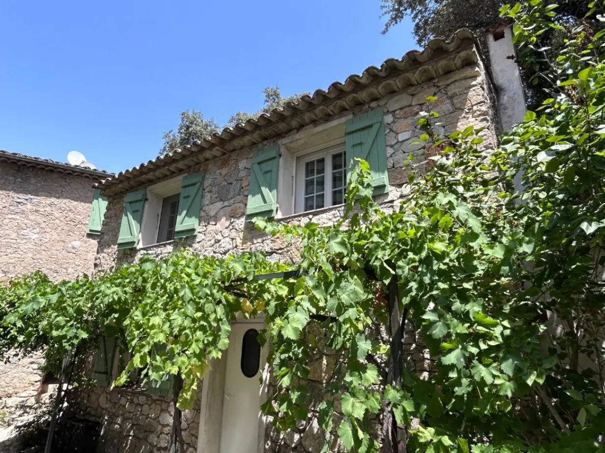 Logement familial de la Ferme de Philippe (gîte à la ferme), Taradeau