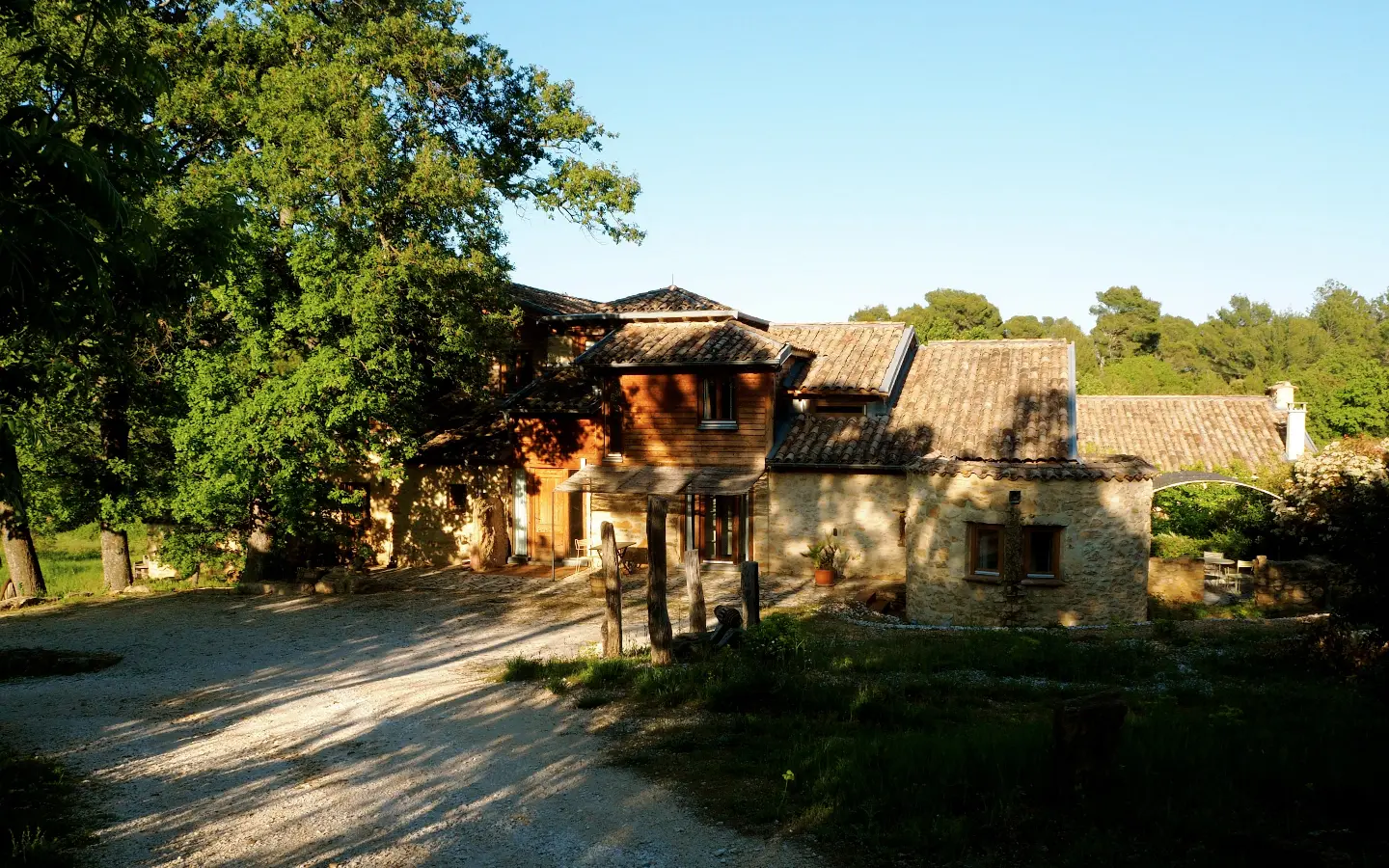 Maison Chêne d'Hollyoaks, Tresques : image 4