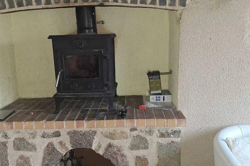 Maison de campagne de la ferme bio, Charron : image 5