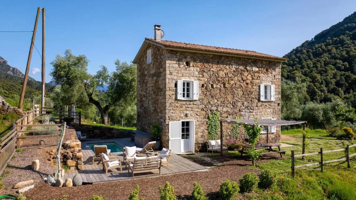 Maison en pierre de Stéphanie et Freddy, Murzo : image 5
