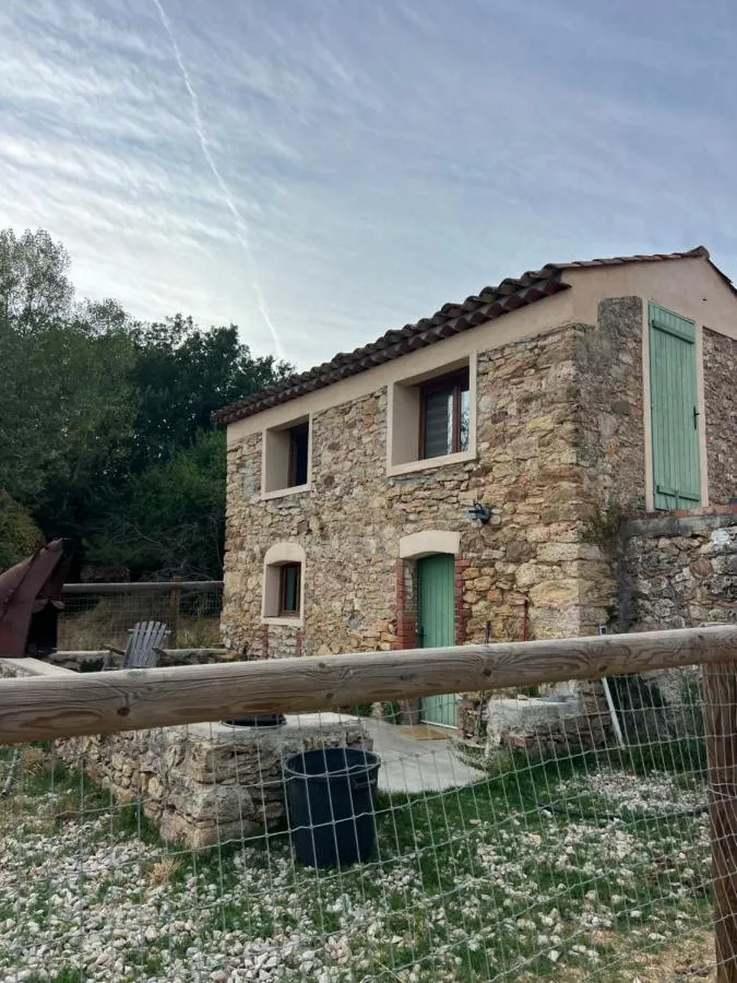 Maisonnette de Céline (gîte à la ferme), Bagnols-en-Forêt