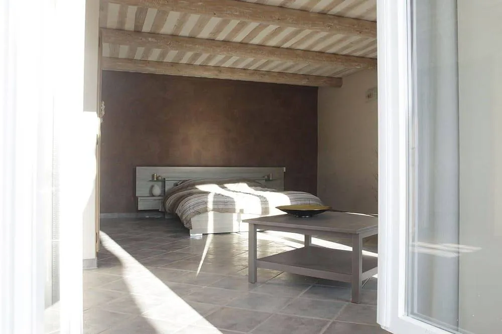 Mas provençal du domaine viticole, Ventabren : image 3