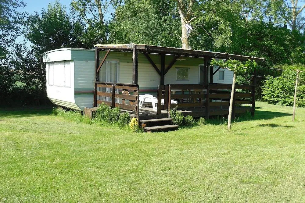 Mobil-home de la ferme de Nicole et Philippe, Carlipa : image 5