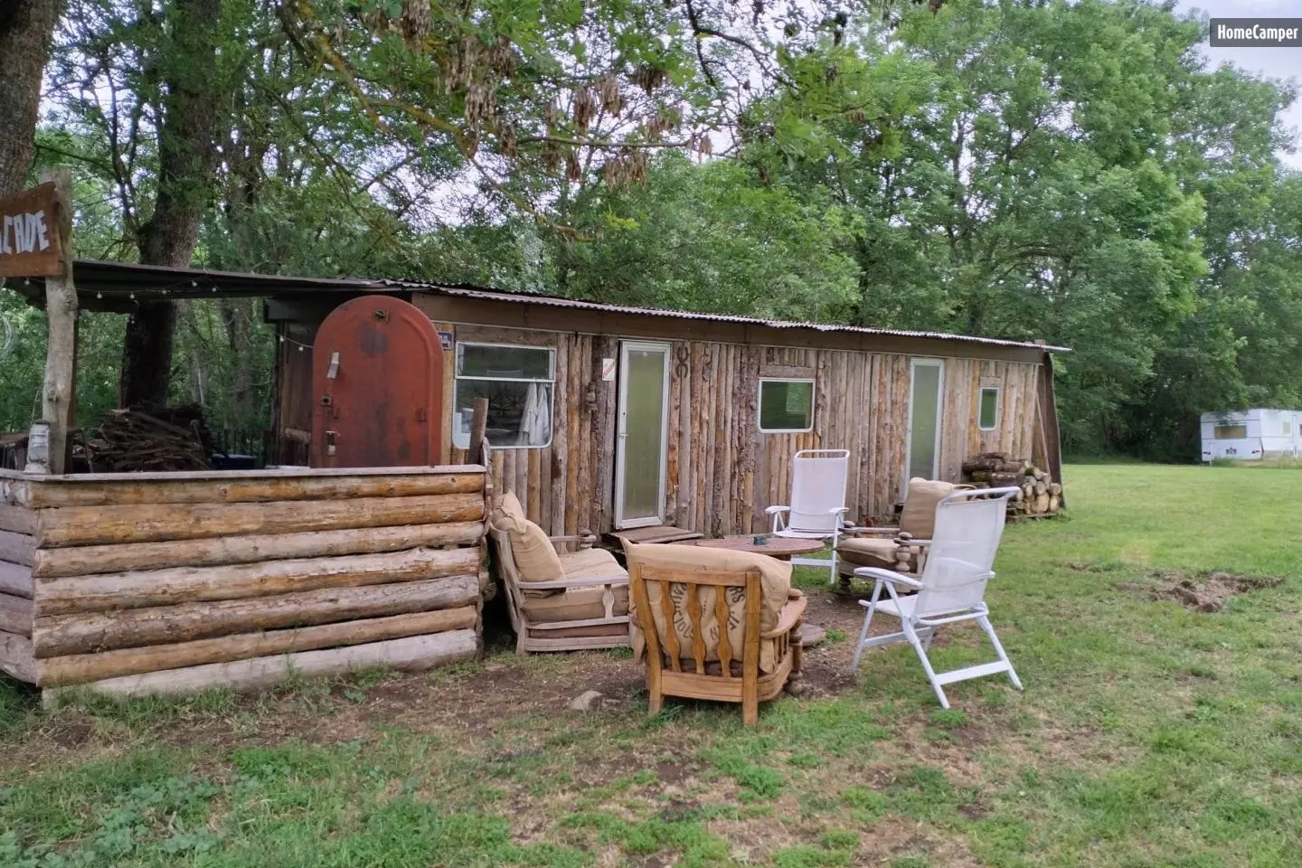 Mobil-home de la Ferme des Poules de Mélanie, Valuéjols : image 5