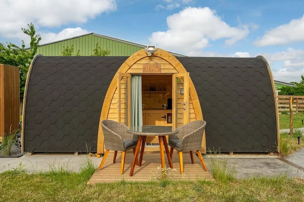Pod de la Ferme du Moulin de Bois (hébergement insolite à la ferme), Farbus