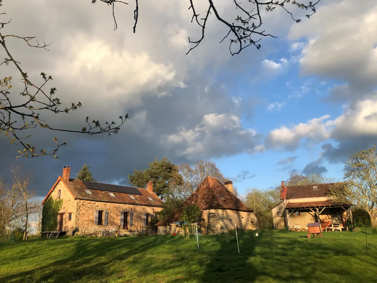 Roulotte de Kairos (hébergement insolite à la ferme), Le Brethon
