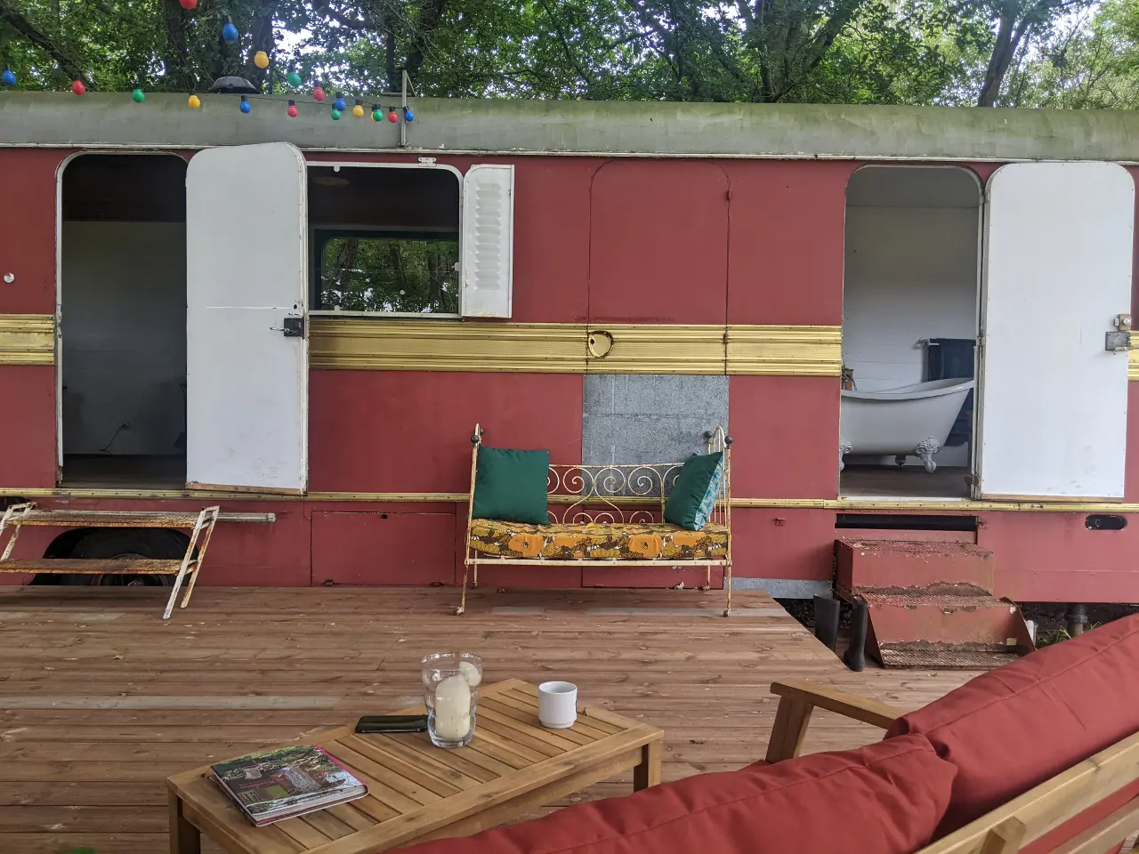 Roulotte du Champ des Pirates (hébergement insolite à la ferme), Mimizan