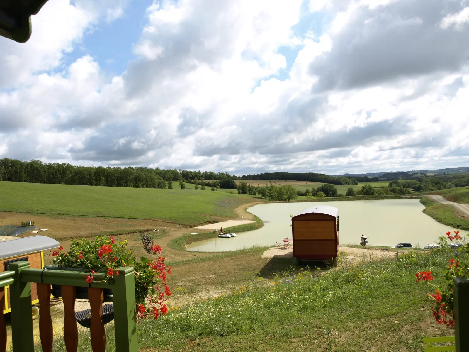 Roulotte Gîte Luxe d'Escapa, Estipouy : image 5