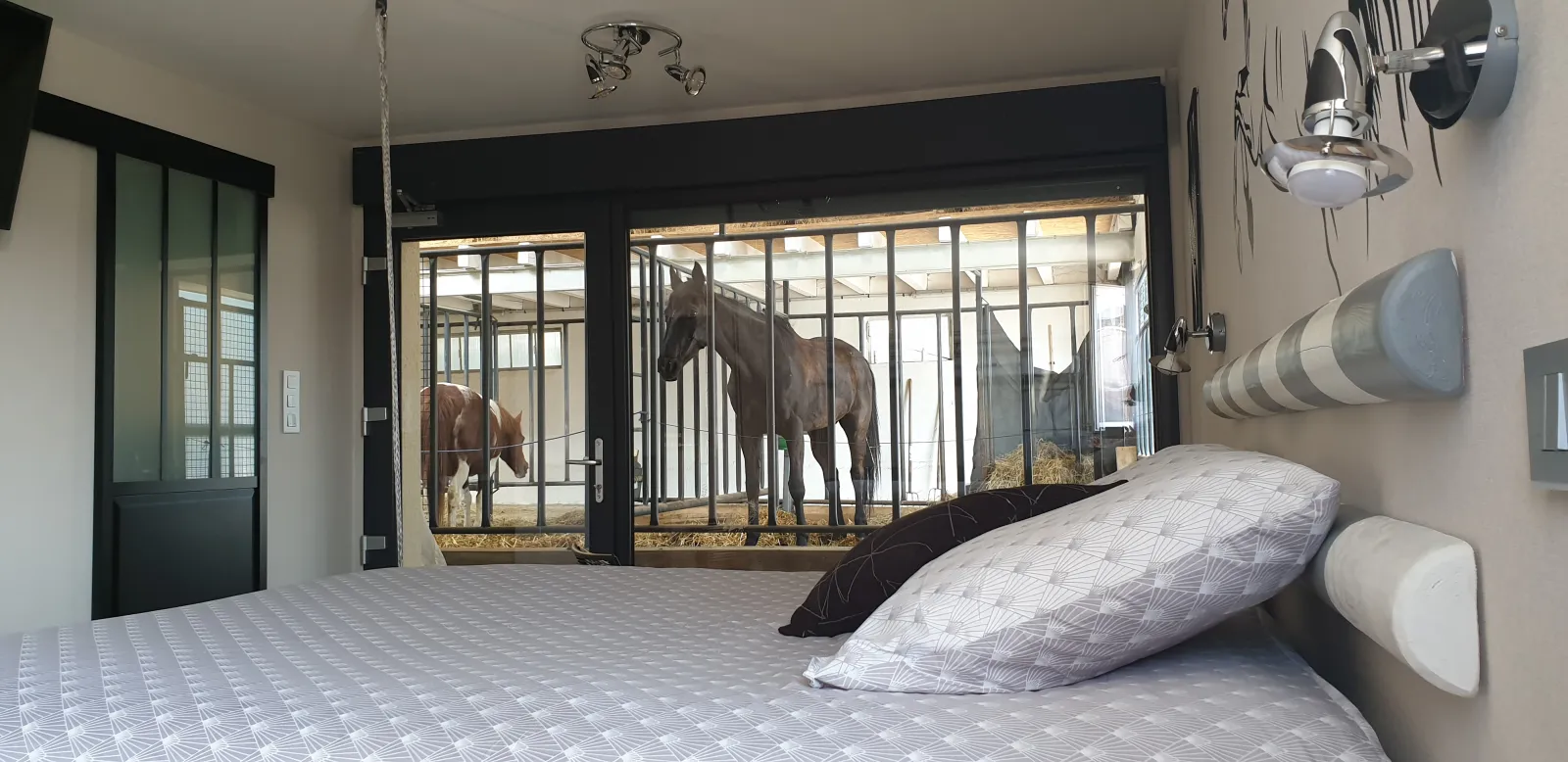 Suite 1 des Equi-lodges, Fraisnes-En-Saintois : image 2