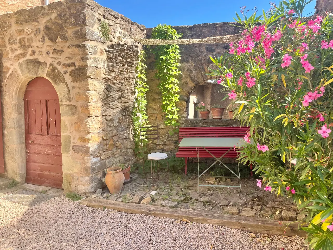 Suite familiale du Domaine de Pouzes, Pézènes-les-Mines : image 5