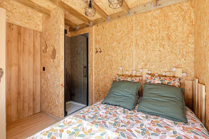 Tiny House aux Abeilles, Orange : image 4