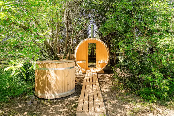 Tiny House aux Abeilles, Orange : image 5