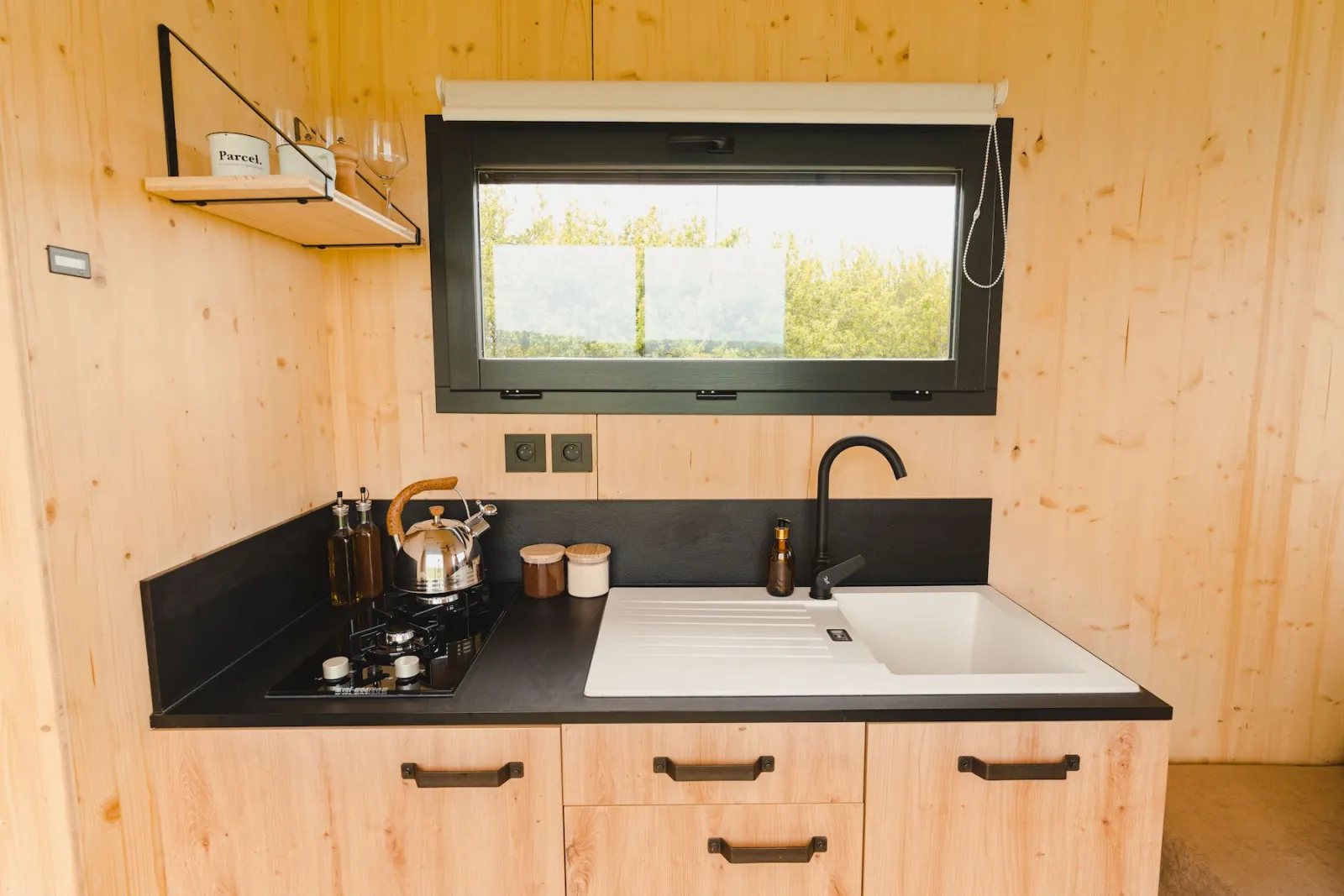 Tiny House de l'Enclos des chevaux, Saint-Étienne-la-Thillaye : image 4