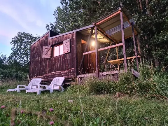 Tiny House des Gîtes du Moulin (hébergement insolite à la ferme), Saint-André-en-Royans