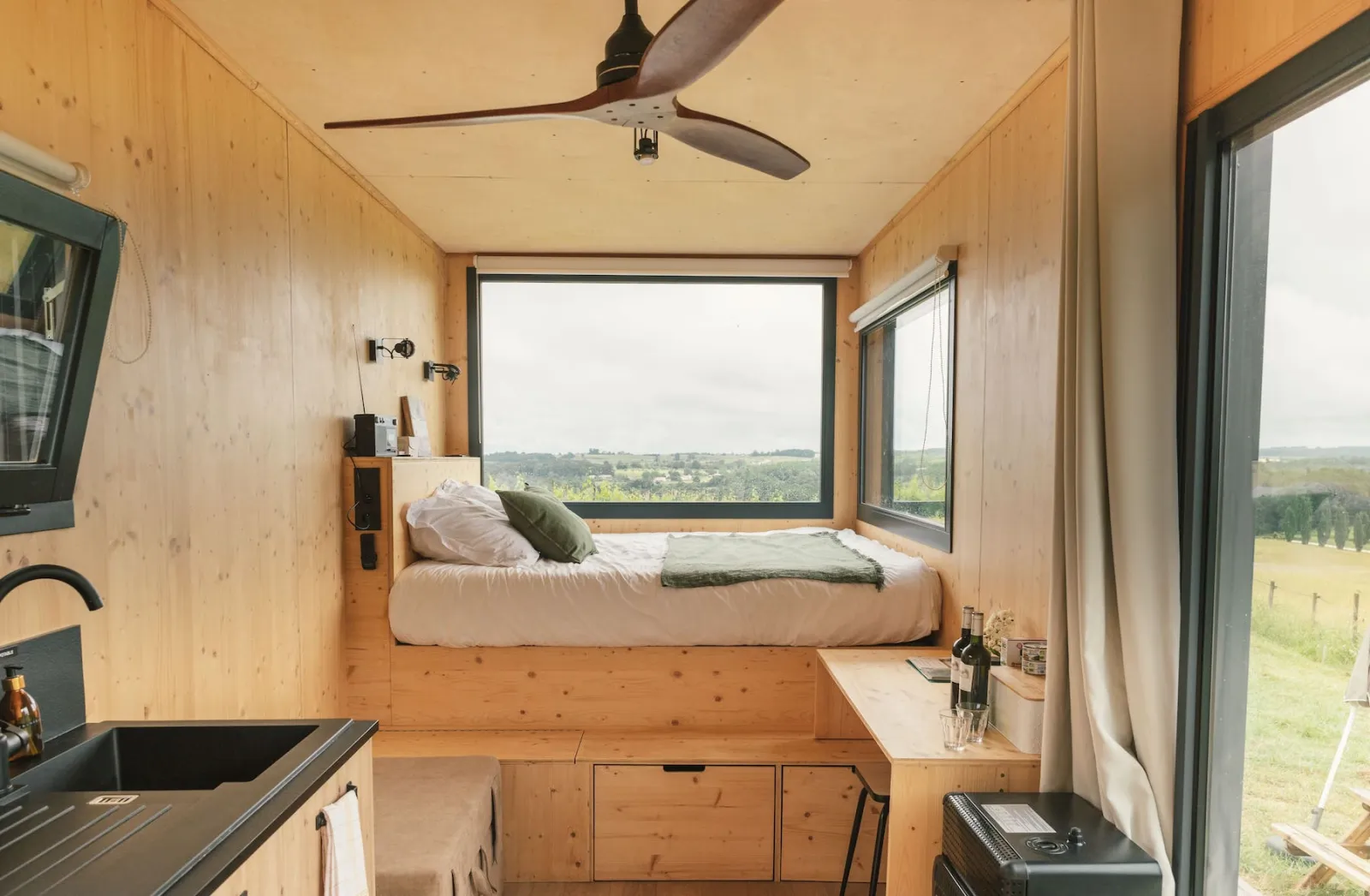 Tiny House du Château Couronneau, Ligueux : image 3