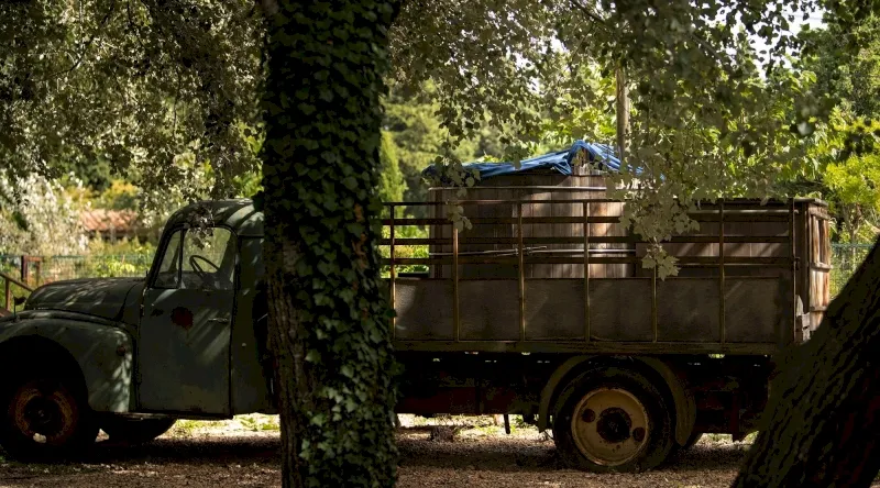 Truck-Lodge l'Unic OM, Saint-Andiol : image 2