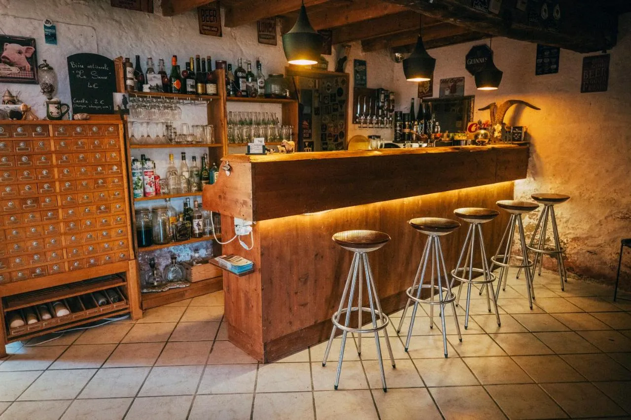 Une Pause sur la Colline, Saint-Romain-de-Surieu : image 2